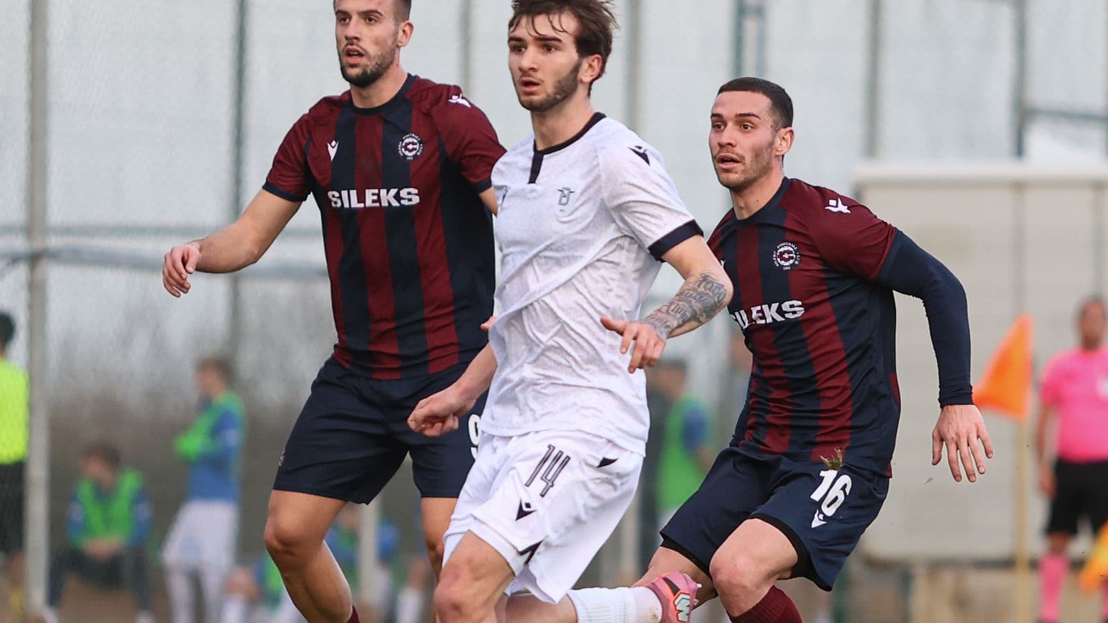 დინამო 1-2 სილეკსი