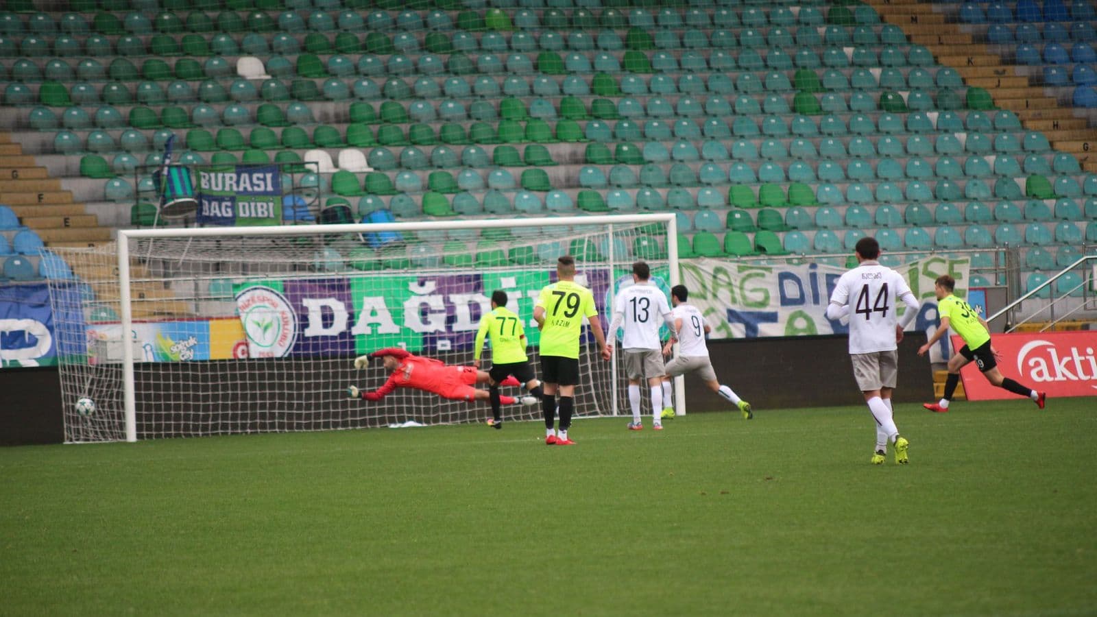 სპარინგი რიზეში