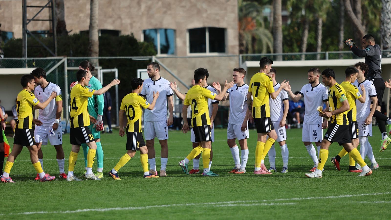 დინამო1-4 ნეფჩი ფერგანა